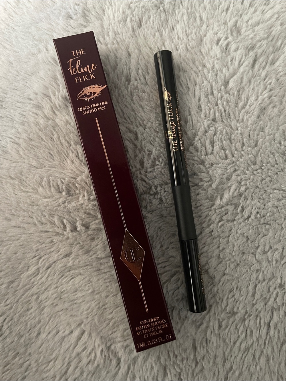 Charlotte Tilbury The Feline Flick Liquid Eyeliner — Black & Gold Accents